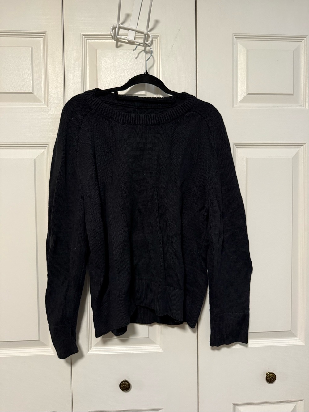 Abercrombie & Fitch Madeline Black Scoop-Neck Knit Sweater
